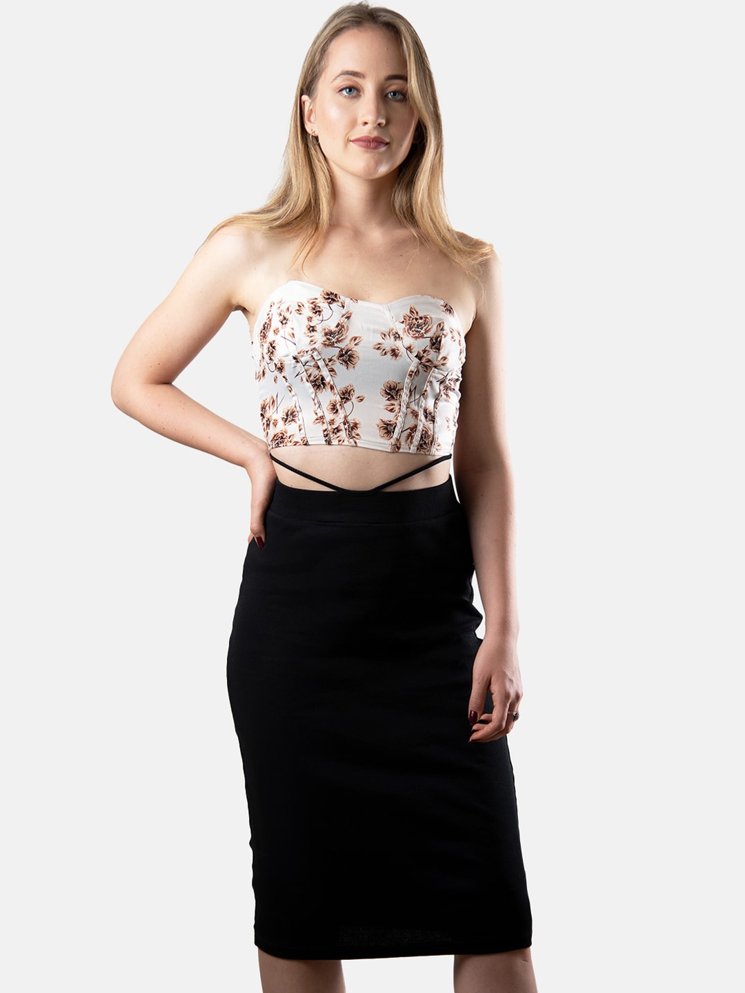 

IZF Knee-Length Cotton Lycra Pencil Skirt, Black