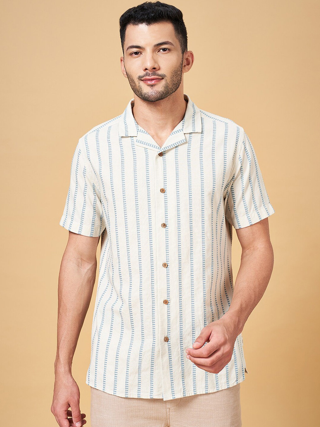 

7 Alt by Pantaloons Vertical Striped Cuban Collar Cotton Casual Shirt, Off white