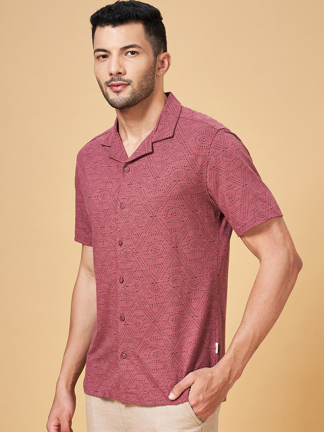 

7 Alt by Pantaloons Slim Fit Self Design Cuban Collar Cotton Casual Shirt, Pink