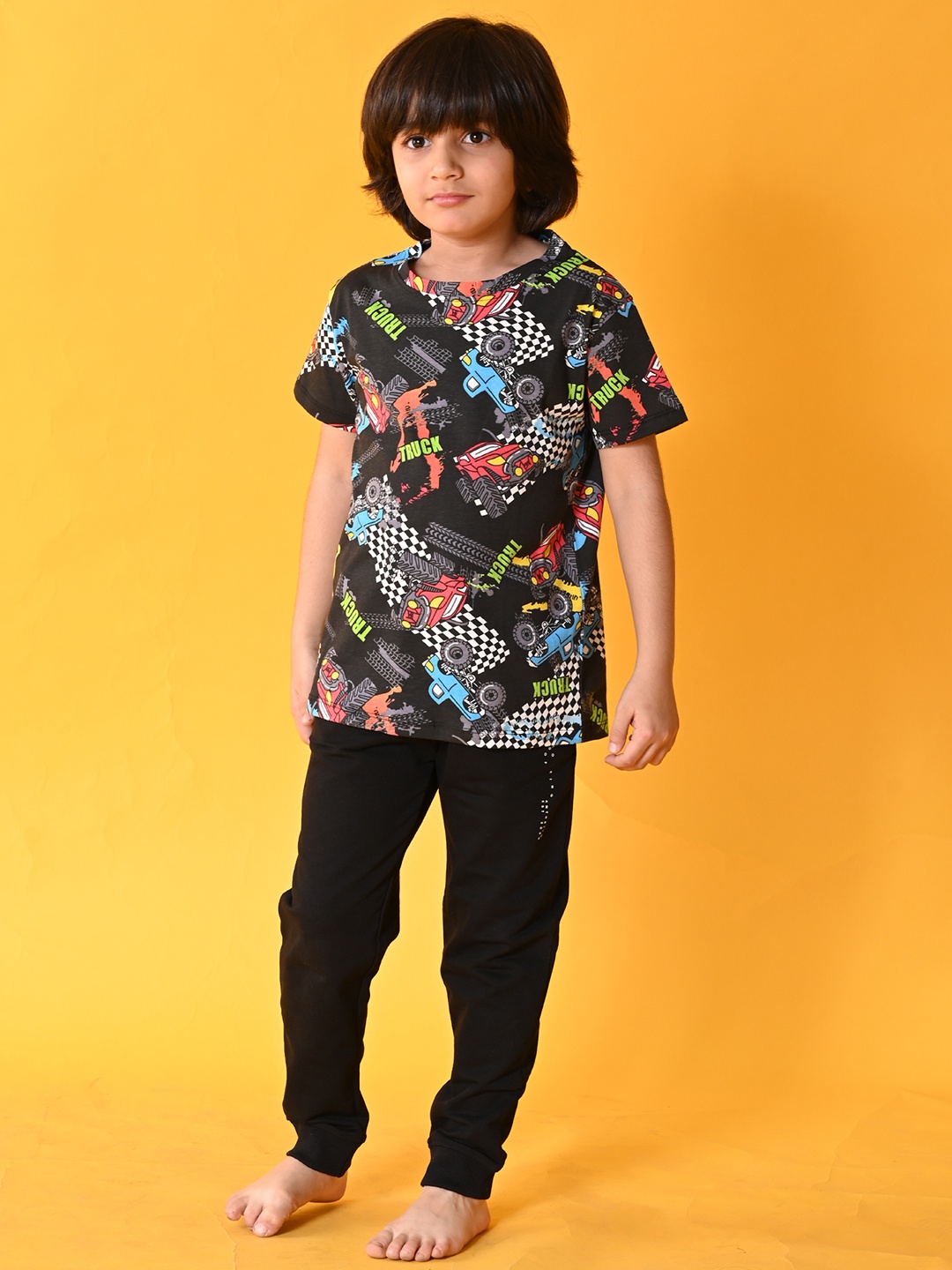 

Anthrilo Boys Printed T-shirt with Trousers, Black