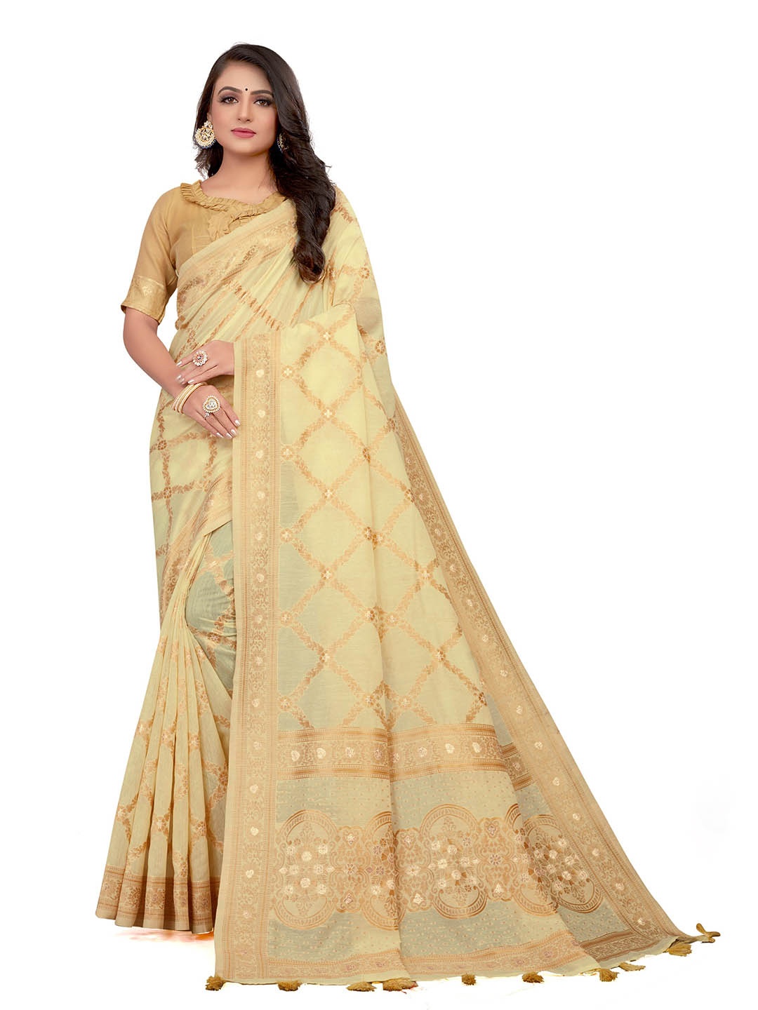

VENISA Floral Woven Design Embellished Saree, Cream