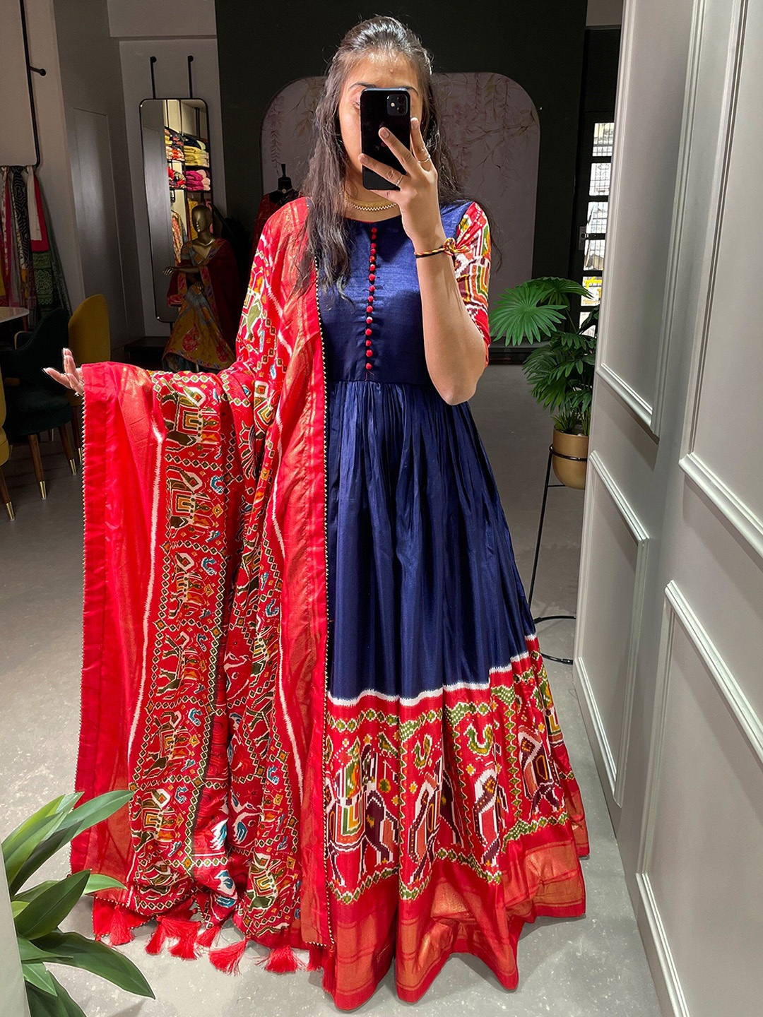 

LOOKNBOOK ART Ethnic Motifs Printed Fit & Flare Ethnic Dress With Dupatta, Navy blue