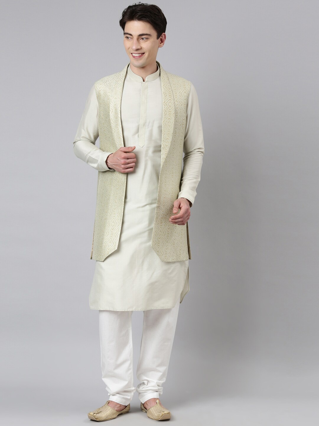 

TheEthnic.Co Mandarin Collar Kurta with Churidar with Woven Design Jacket, Lime green