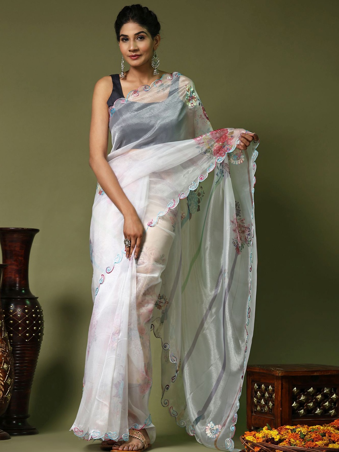 

Vastrasky Global Floral Printed Mirror Work Organza Saree, White