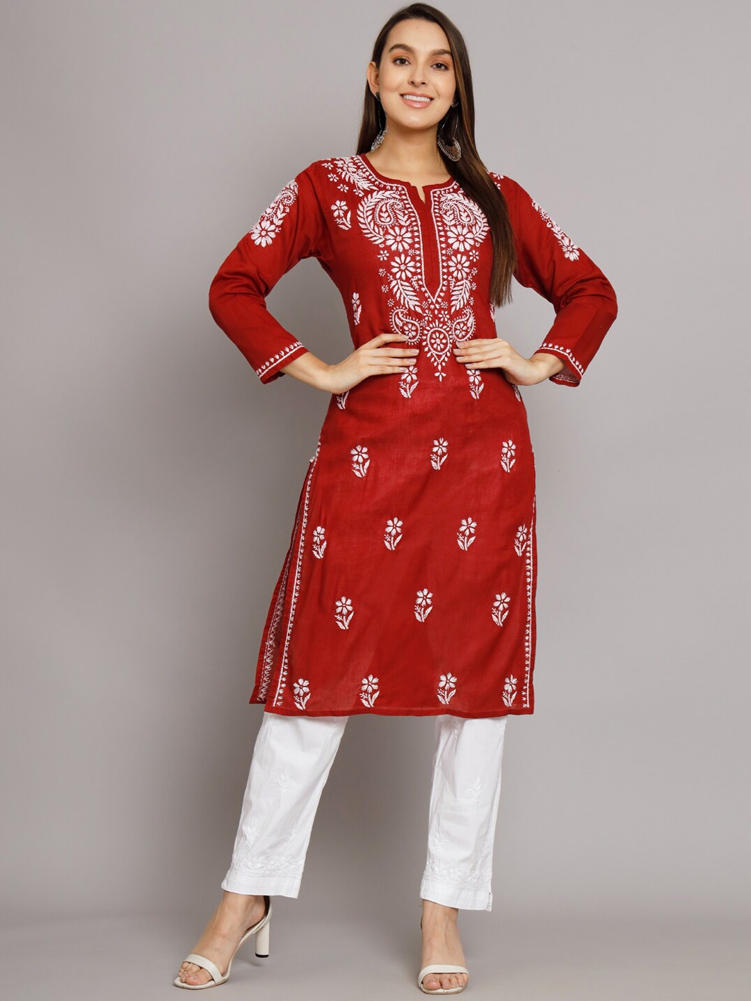 

PARAMOUNT CHIKAN Chikankari Embroidered Cotton Kurta, Red