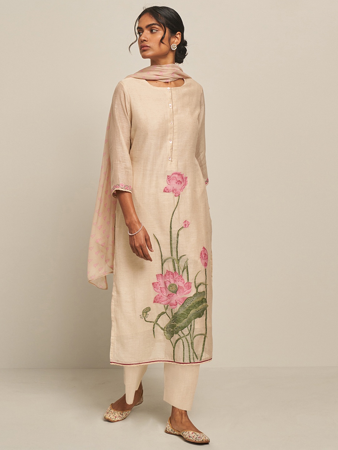 

Ganga Floral Printed Linen Kurta with Palazzos & Dupatta, Beige