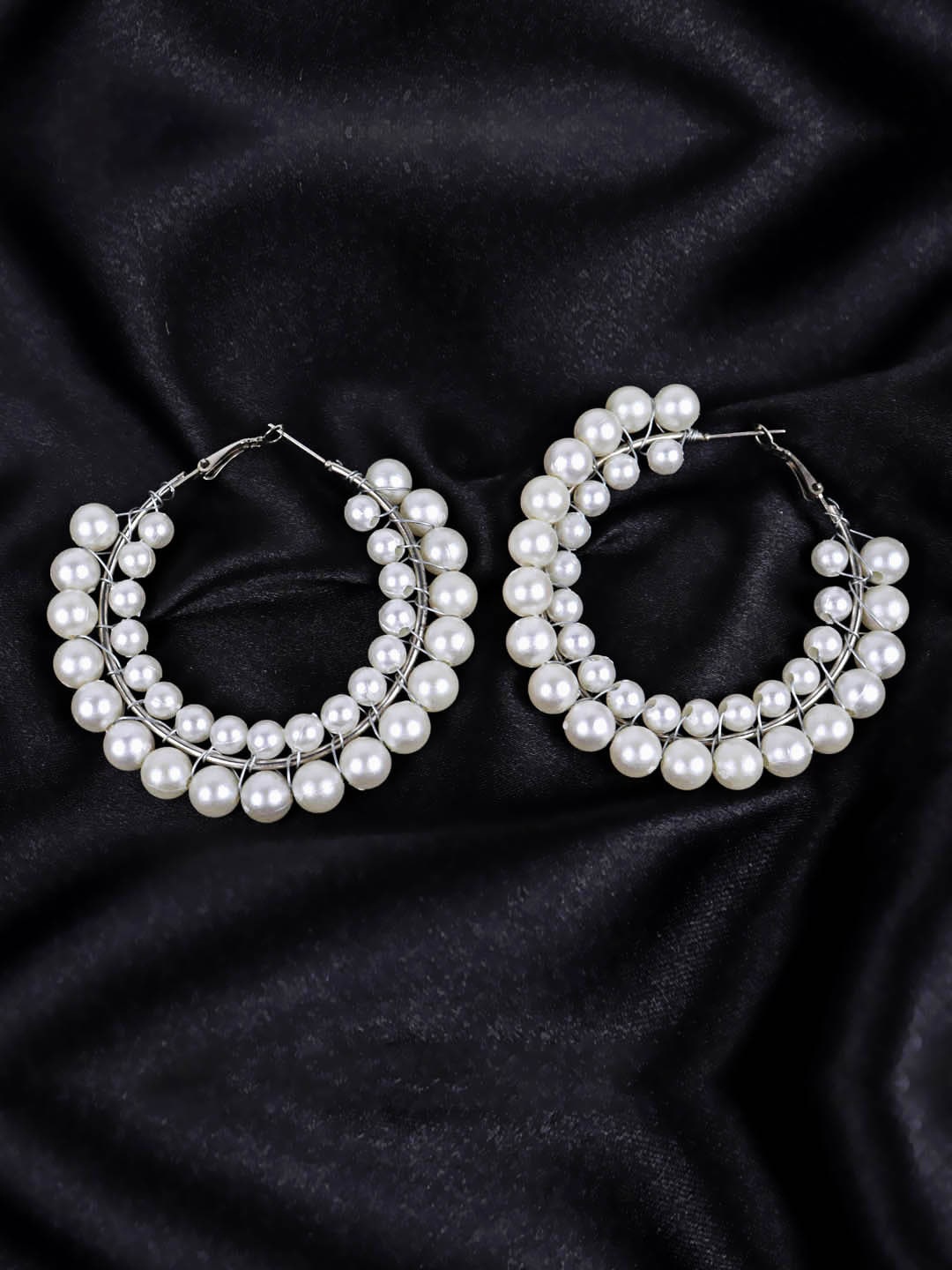 

Krelin Hypoallergenic Layer Circular Hoop Earrings, White