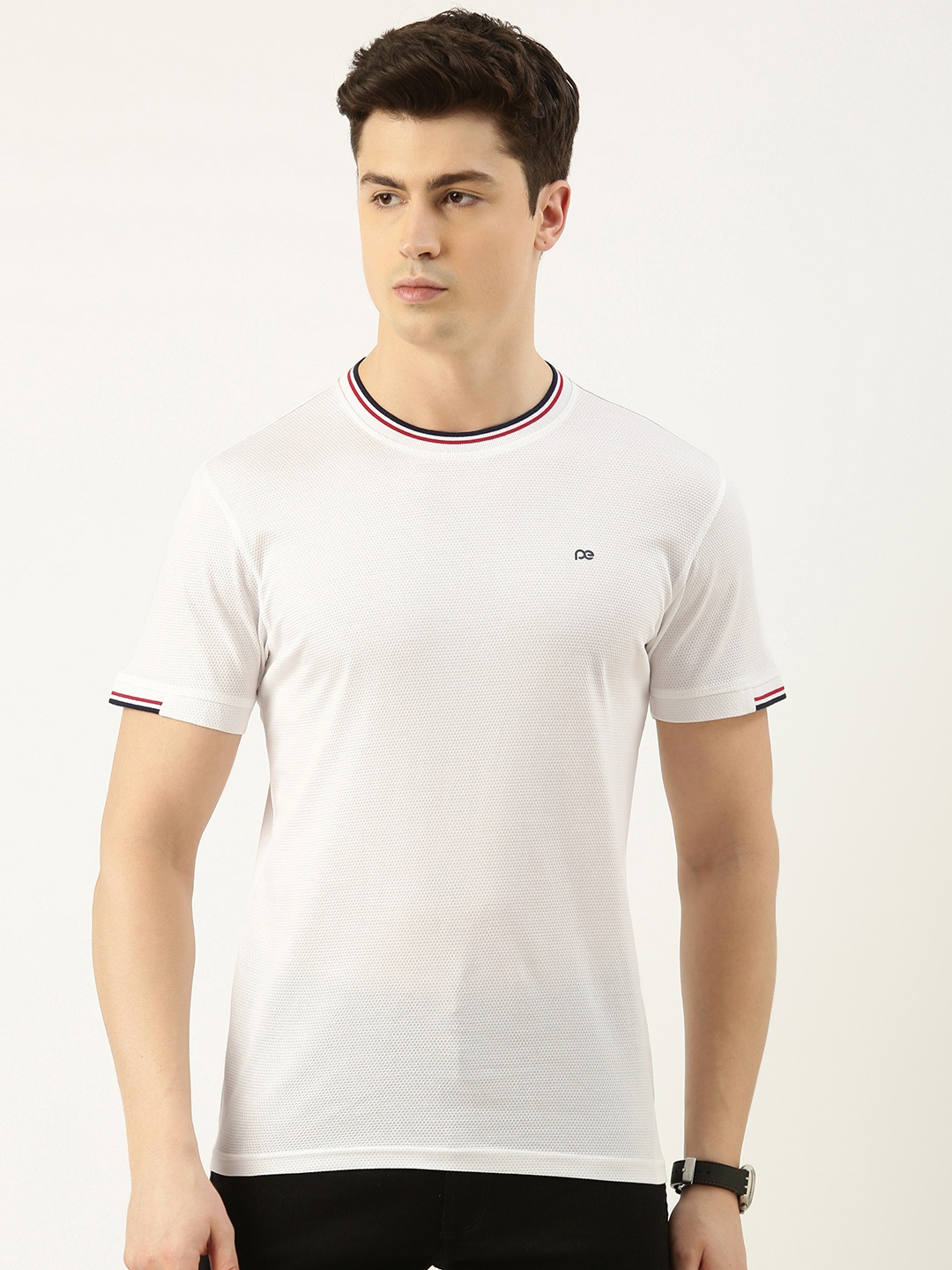 

Peter England Casuals Men Solid Pure Cotton Slim Fit T-shirt, White