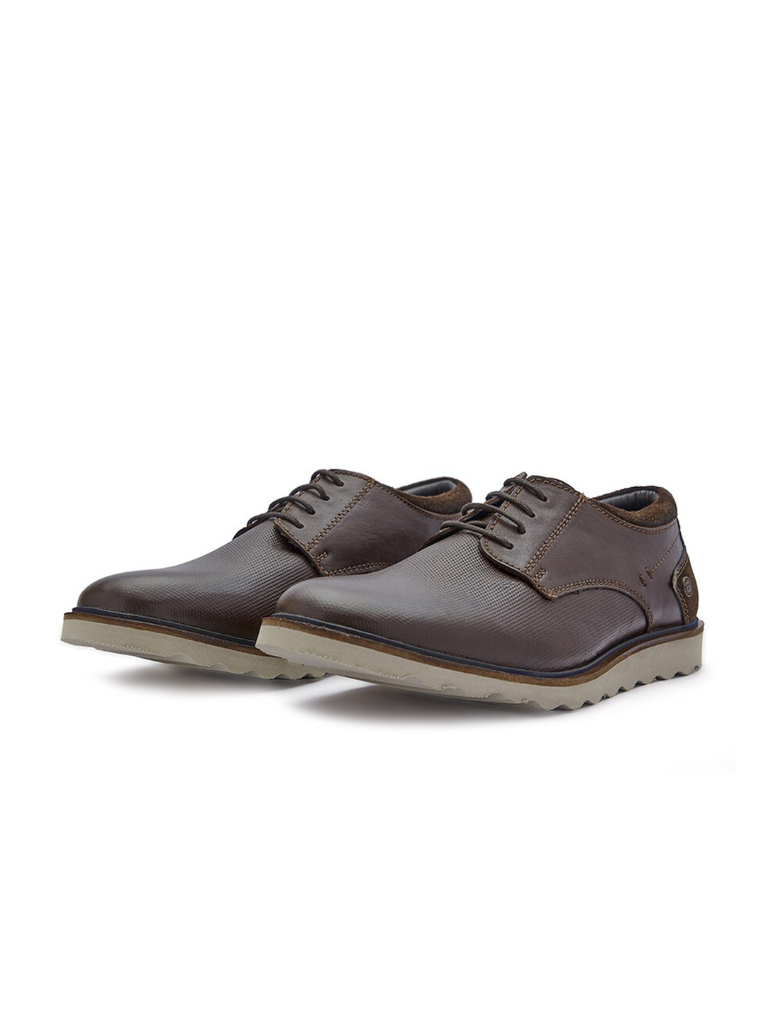 

Buckaroo Men Textured Leather Derbys, Brown