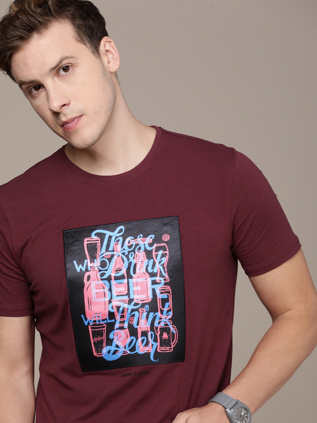 

SIMON CARTER LONDON Men Printed Slim Fit T-shirt, Maroon