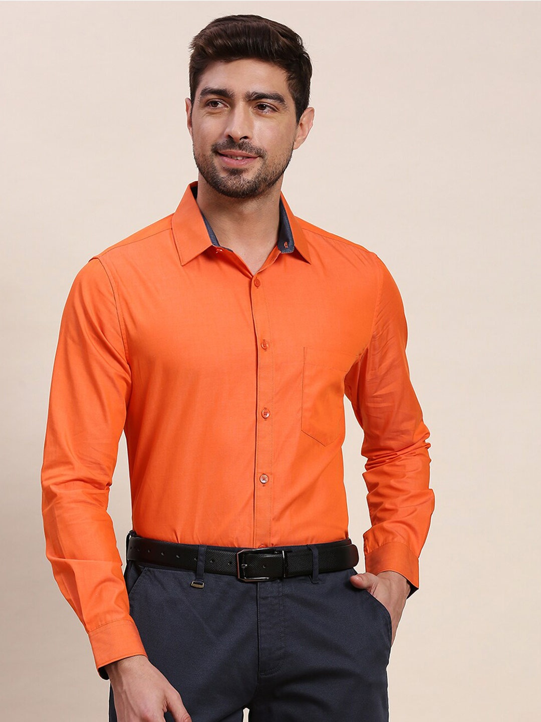 

INVICTUS Classic Slim Fit Pure Cotton Formal Shirt, Orange