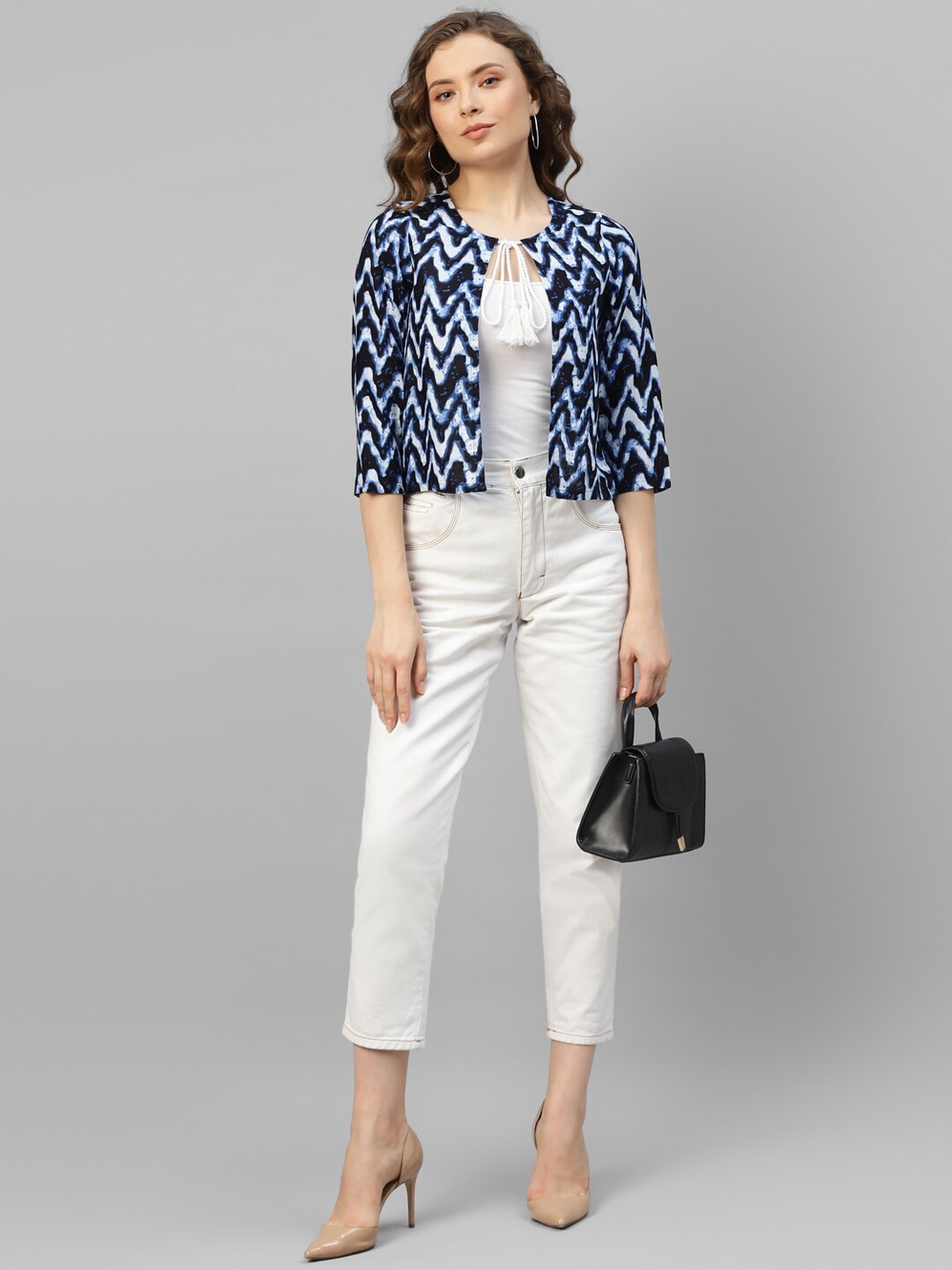 

DEEBACO Women Printed Crop Tie-Up Shrug, Navy blue