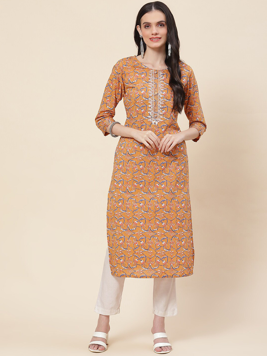 

Meena Bazaar Ethnic Motifs Printed Regular Sleeves Kurta, Orange