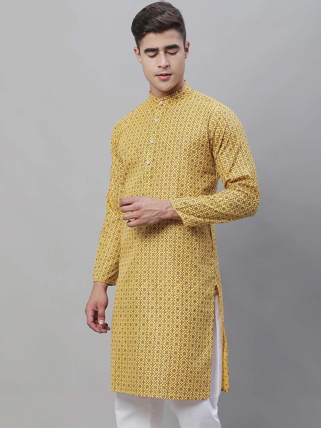 

SOJANYA Ethnic Motifs Printed Mandarin Collar Kurta, Mustard