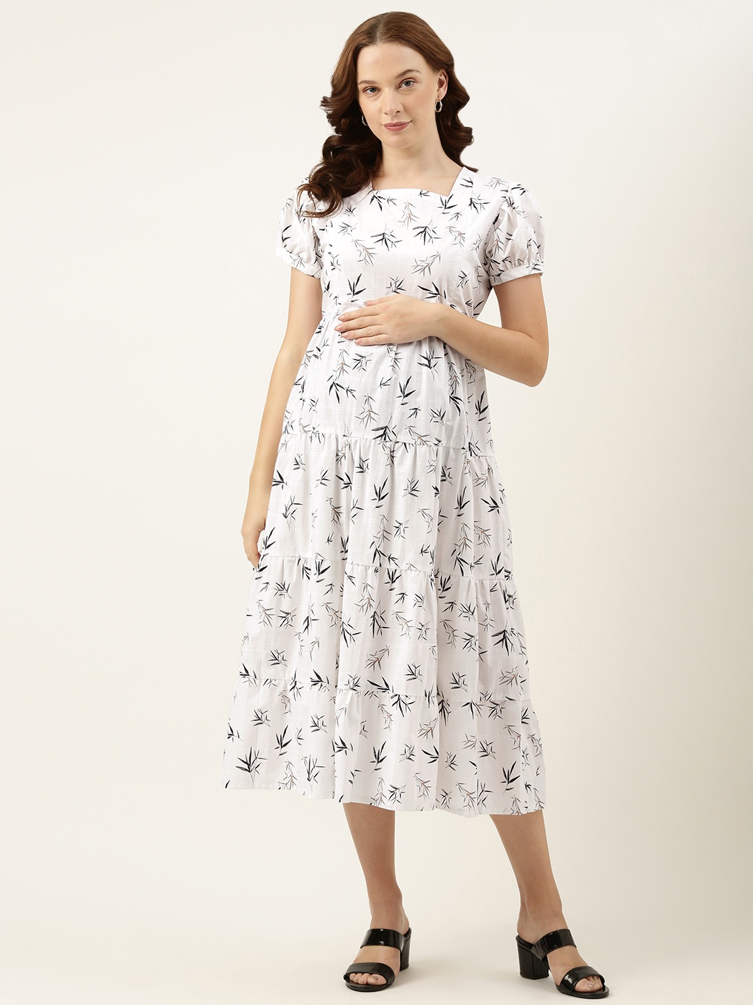 

Nejo White & Black Floral Print Puff Sleeve Maternity A-Line Dress