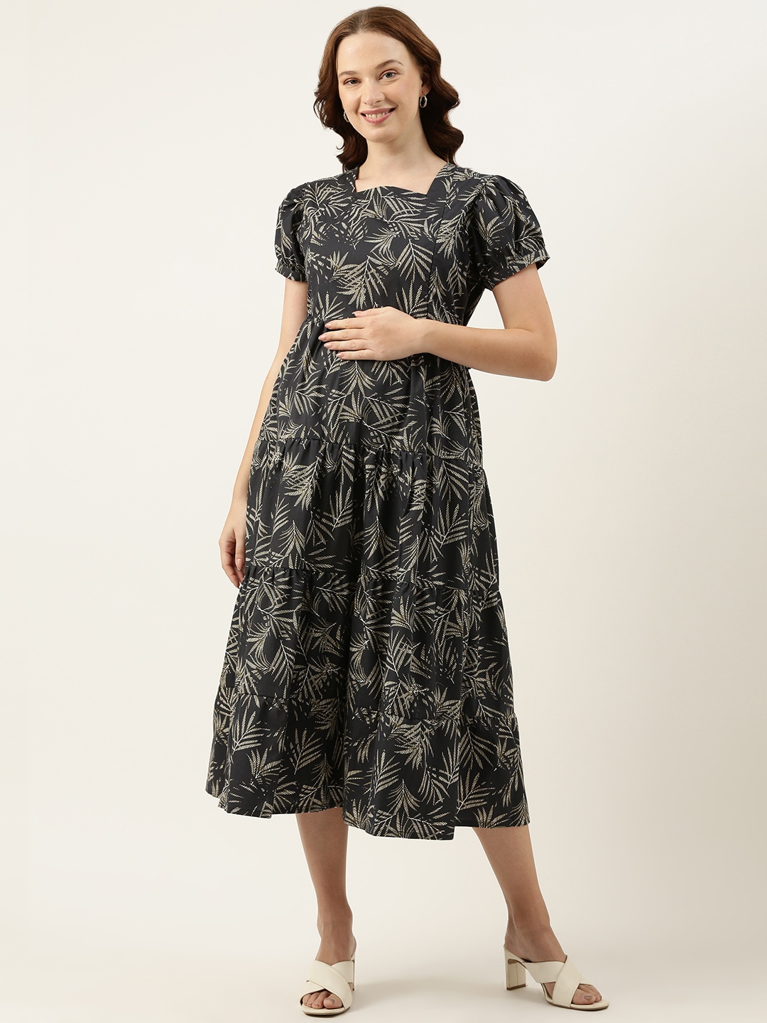 

Nejo Black Tropical Print Puff Sleeve Maternity A-Line Dress