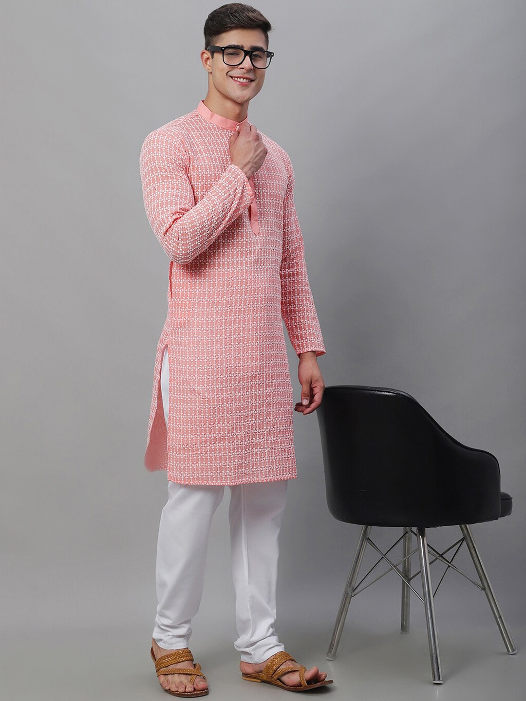 

SOJANYA Geometric Embroidered Pure Cotton Kurta With Churidar, Peach
