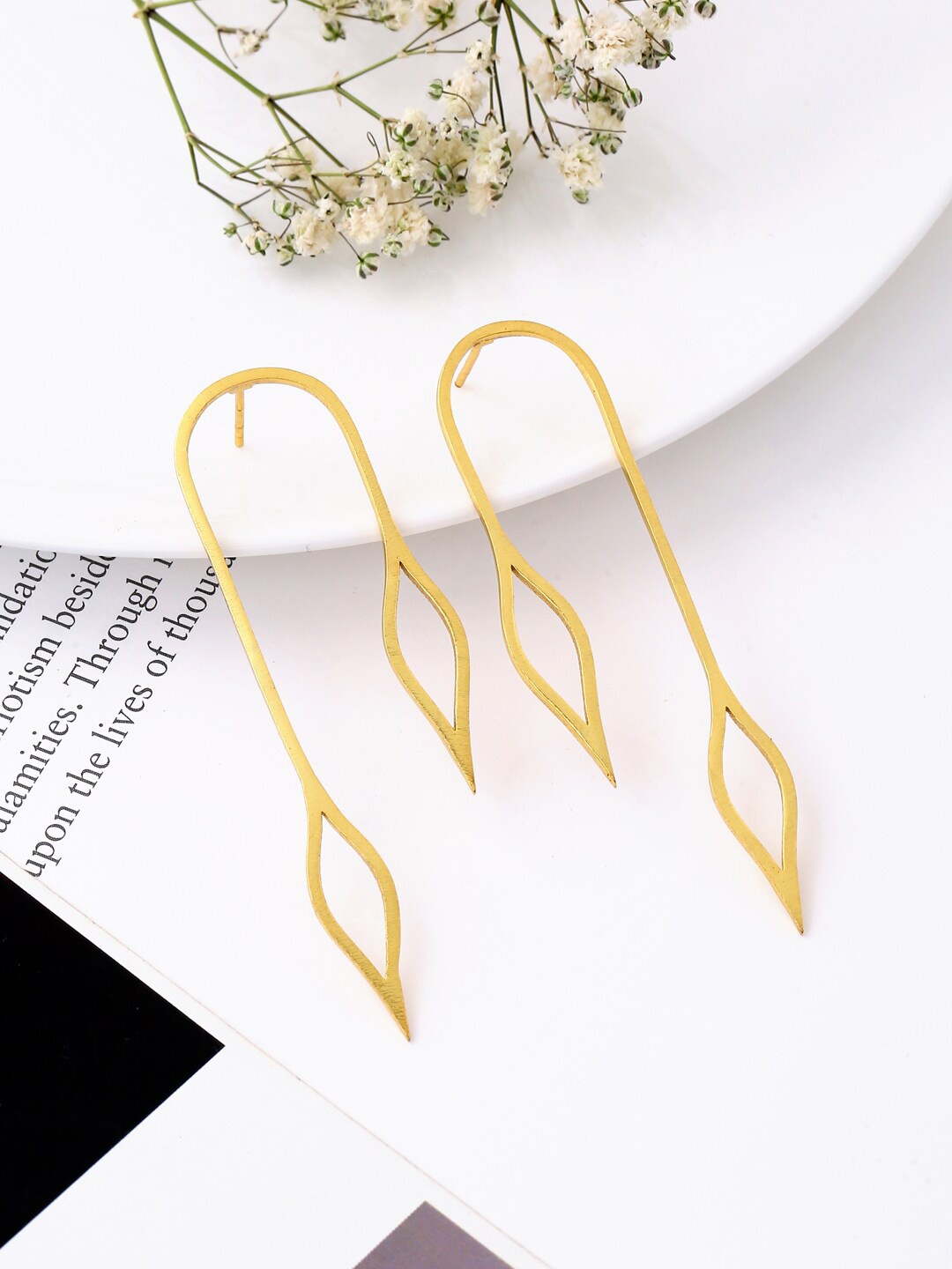 

Mitali Jain Gold-Plated Contemporary Drop Earrings