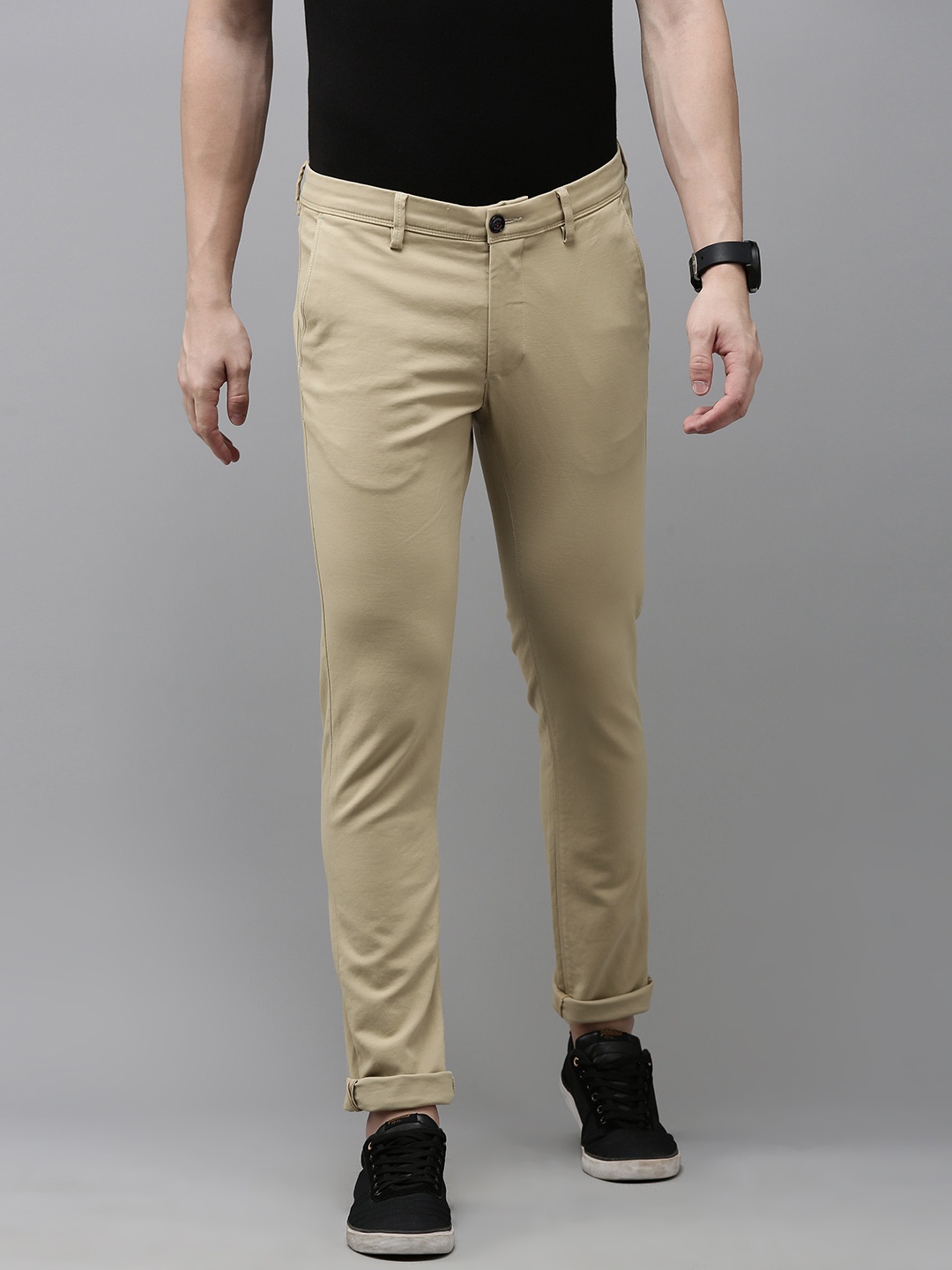 

Van Heusen Sport Men Slim Fit Chinos Trousers, Khaki