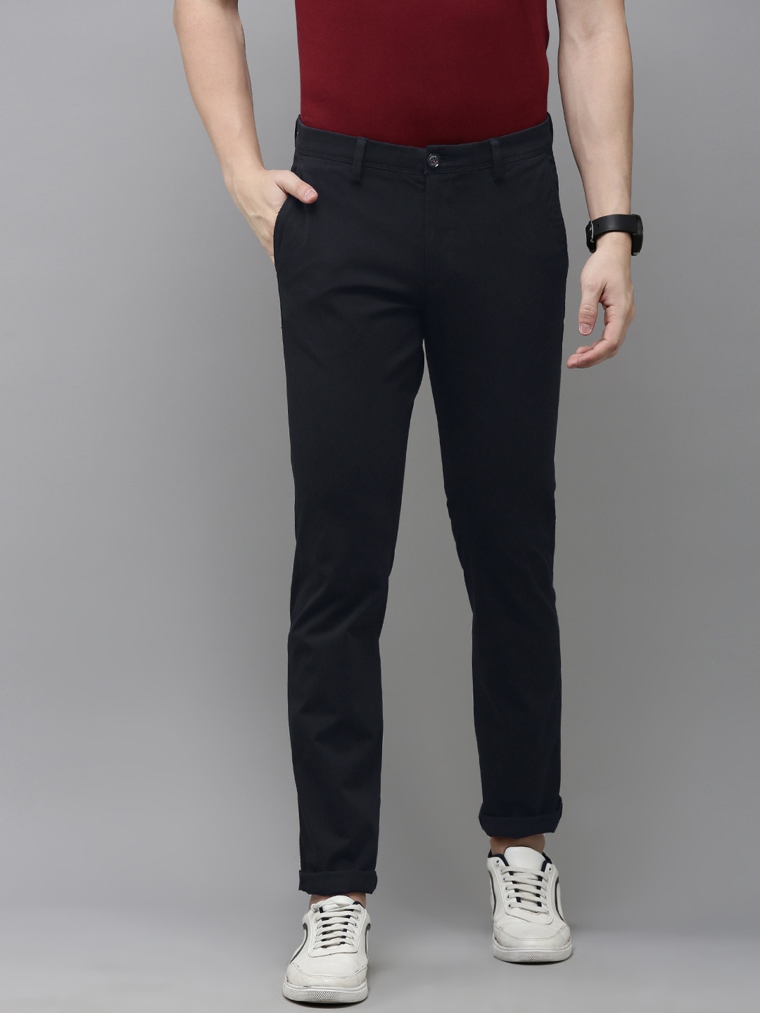 Van Heusen Sport Men Slim Fit Chinos Trousers, Black