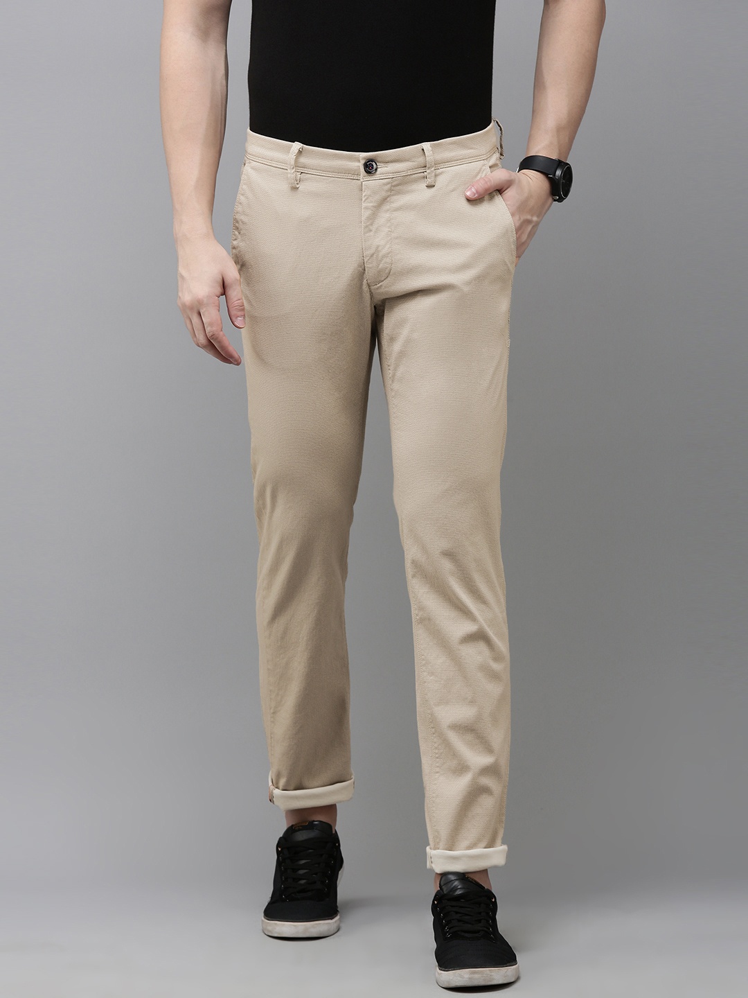 

Van Heusen Sport Men Textured Slim Fit Chinos Trousers, Beige