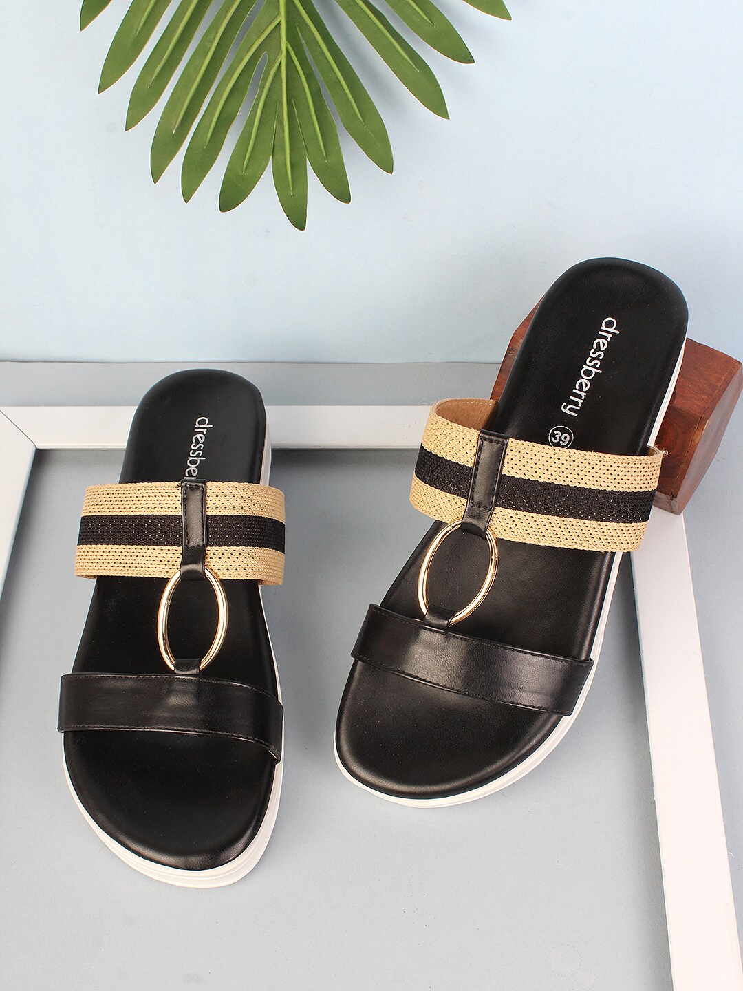 

DressBerry Women Black & Cream Coloured Open Toe Flats