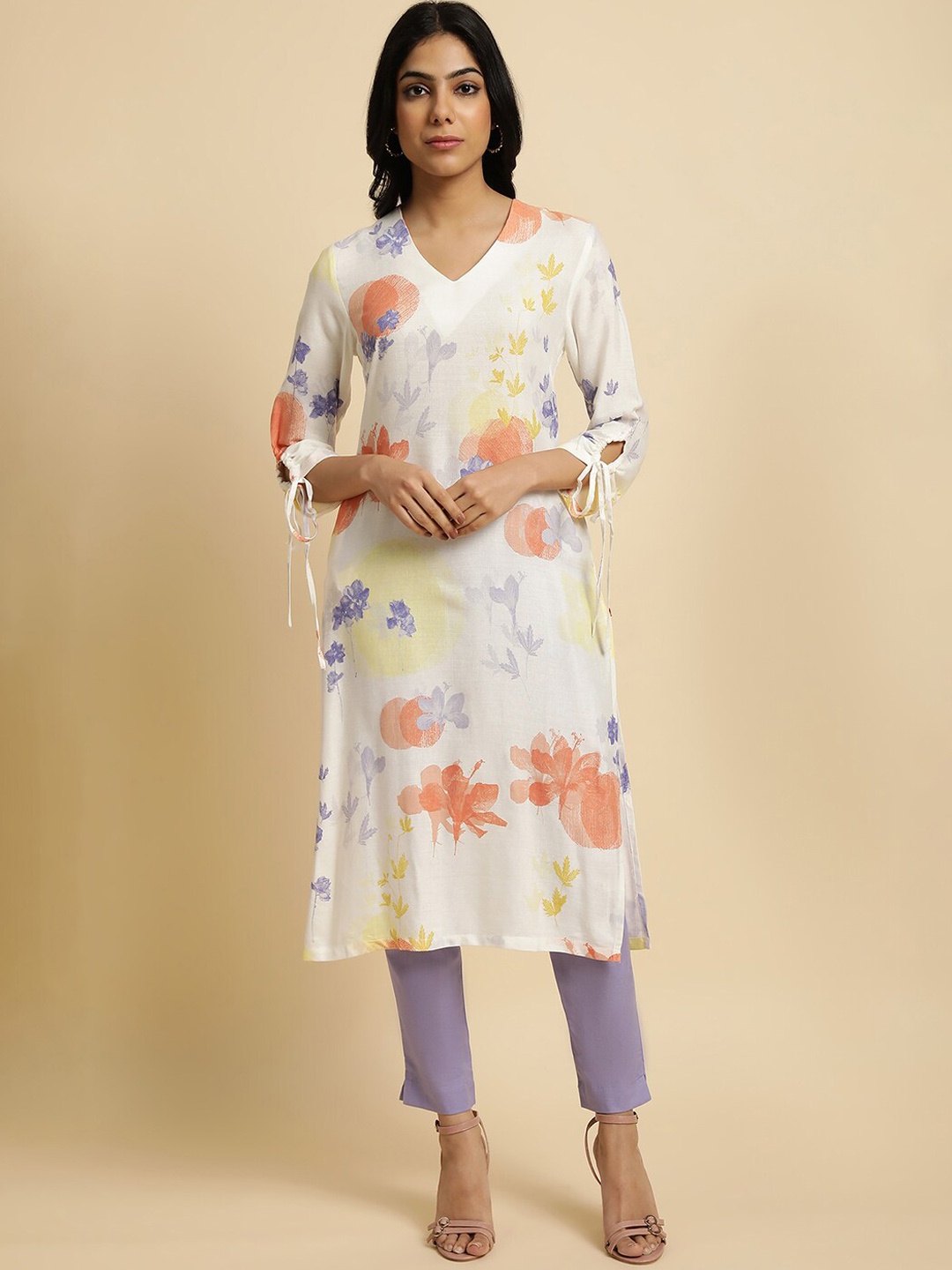 

W Floral Printed V-Neck Regular Kurta with Trousers, White