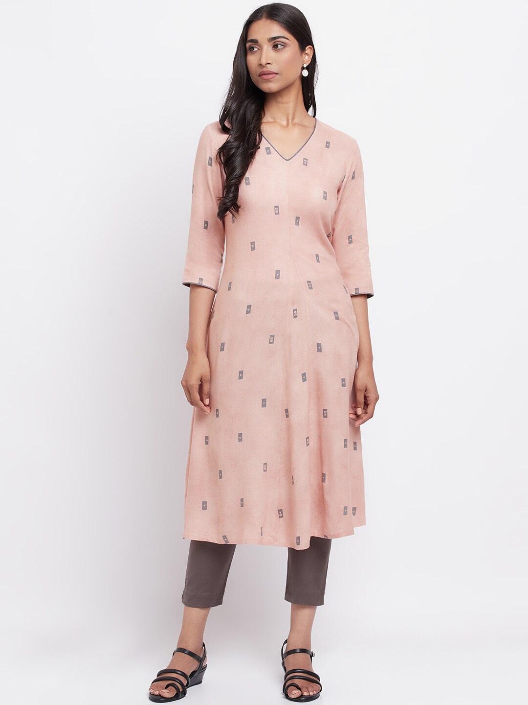 

W Geometric Printed V-Neck A-Line Kurta with Trousers, Pink