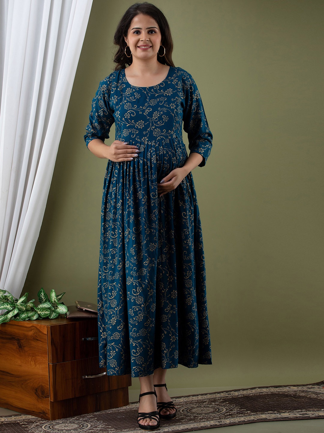 

Mialo fashion Floral Printed Fit & Flare Maxi Cotton Maternity Ethnic Dress, Teal