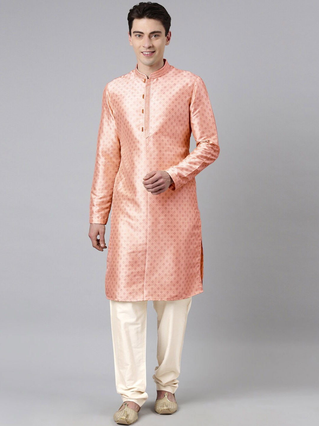 

TheEthnic.Co Ethnic Motif Printed Mandarin Collar Kurta With Churidar, Peach