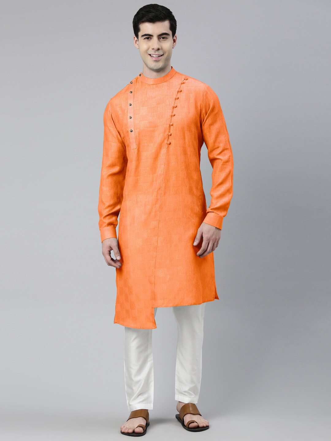 

TheEthnic.Co Geometric Woven Design Pure Cotton Kurta With Pyjamas, Orange