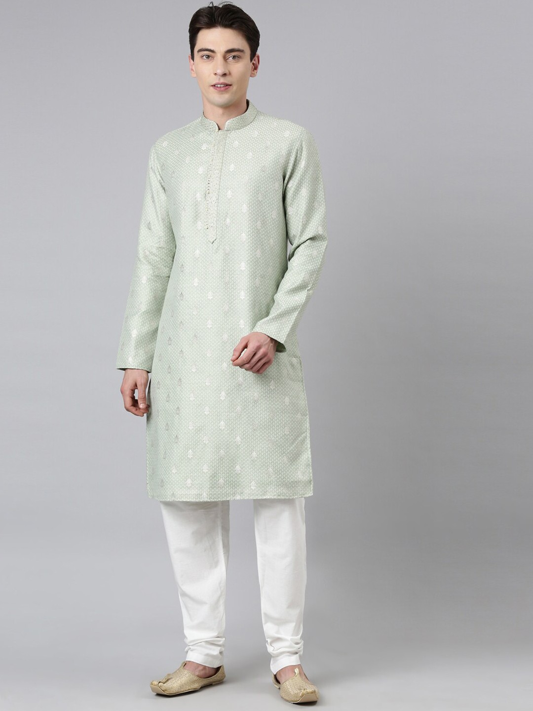

TheEthnic.Co Woven Design Zari Chanderi Silk Kurta with Churidar, Green