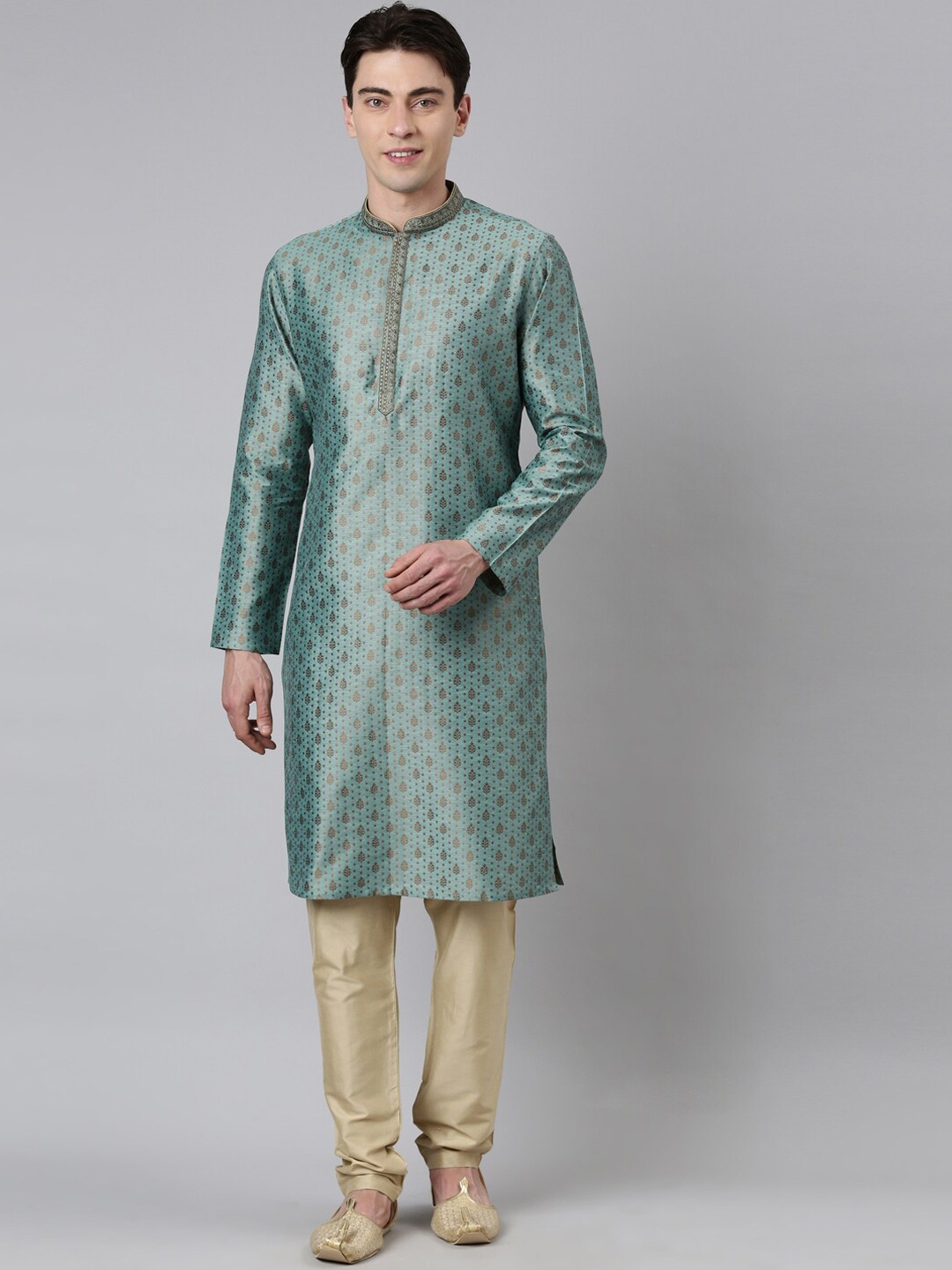 

TheEthnic.Co Ethnic Motifs Woven Design Thread Work Kurta with Churidar, Green