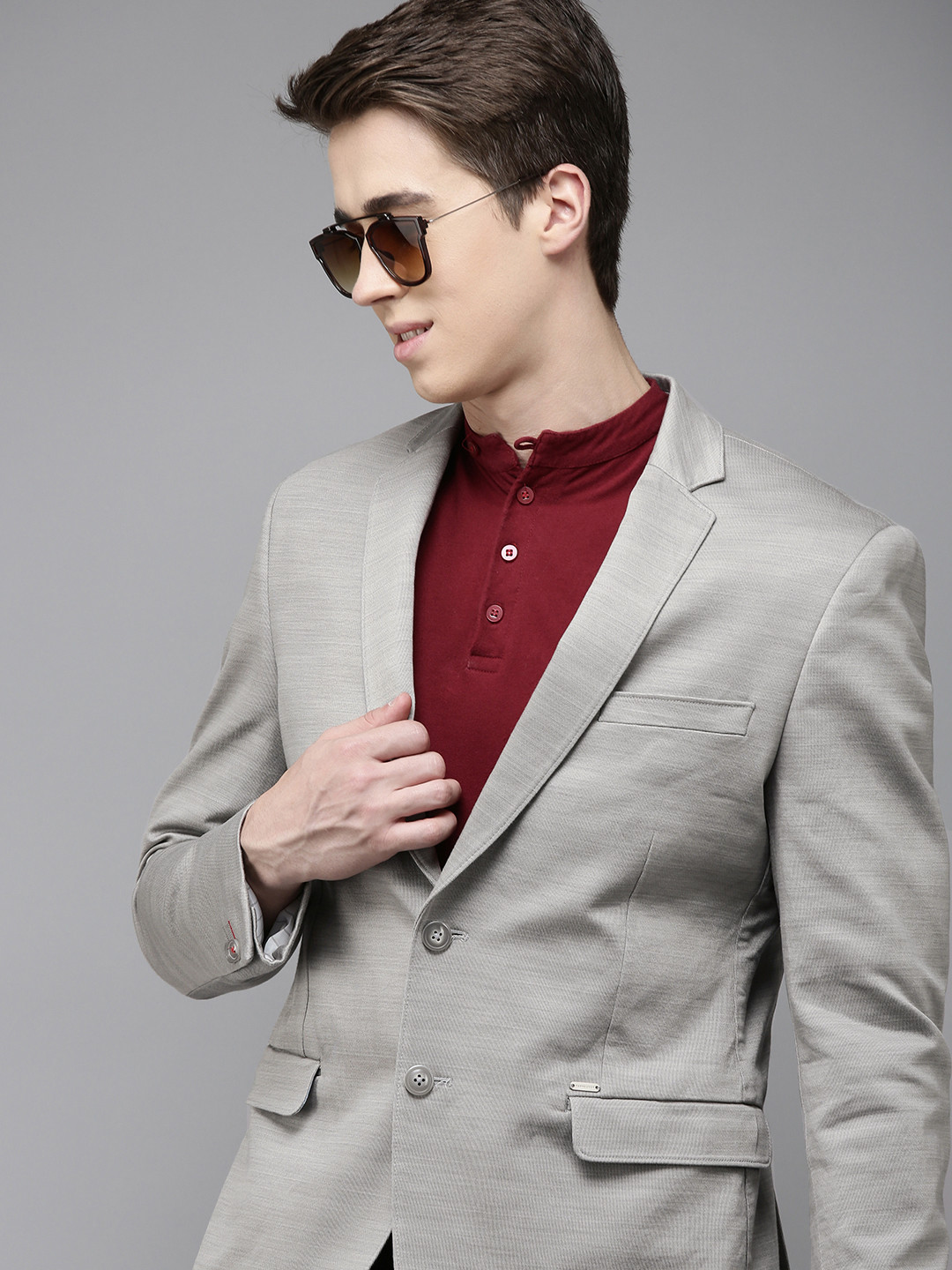 

Van Heusen Sport Men Slim Fit Single-Breasted Pure Cotton Blazer, Grey