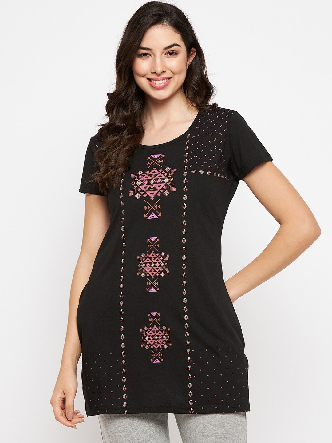 

VERO AMORE Plus Size Printed Round Neck Short Sleeves Lounge T-shirts, Black