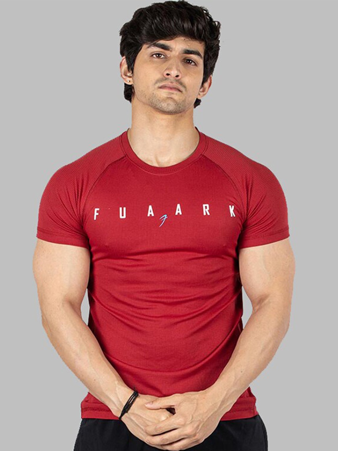

FUAARK Slim Fit Typography Printed Raglan Sleeves Anti Odour Gym T-shirt, Maroon