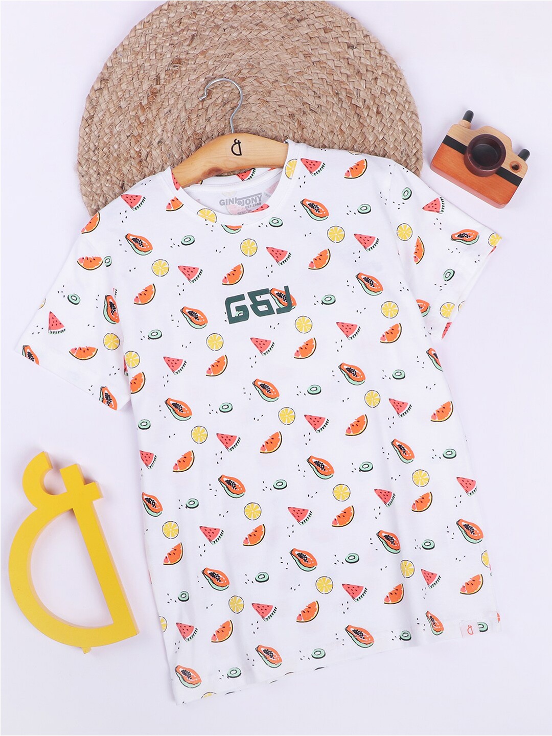 

Gini and Jony Infant Boys Conversational Printed Cotton T-shirt, White