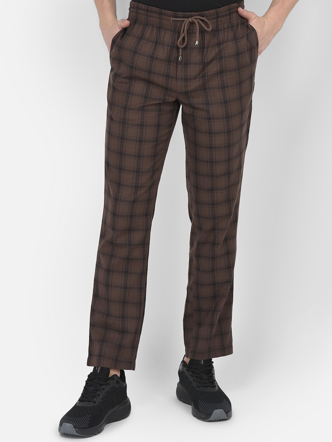 

Crimsoune Club Men Mid-Rise Checked Relaxed-Fit Pure-Cotton Lounge Pant, Brown