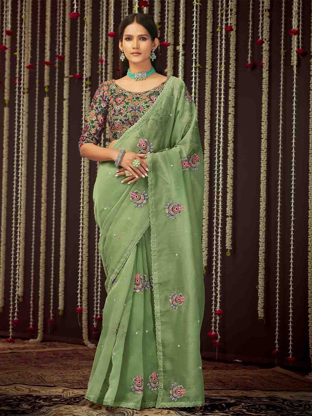 

ODETTE Ethnic Motifs Embroidered Organza Saree, Green