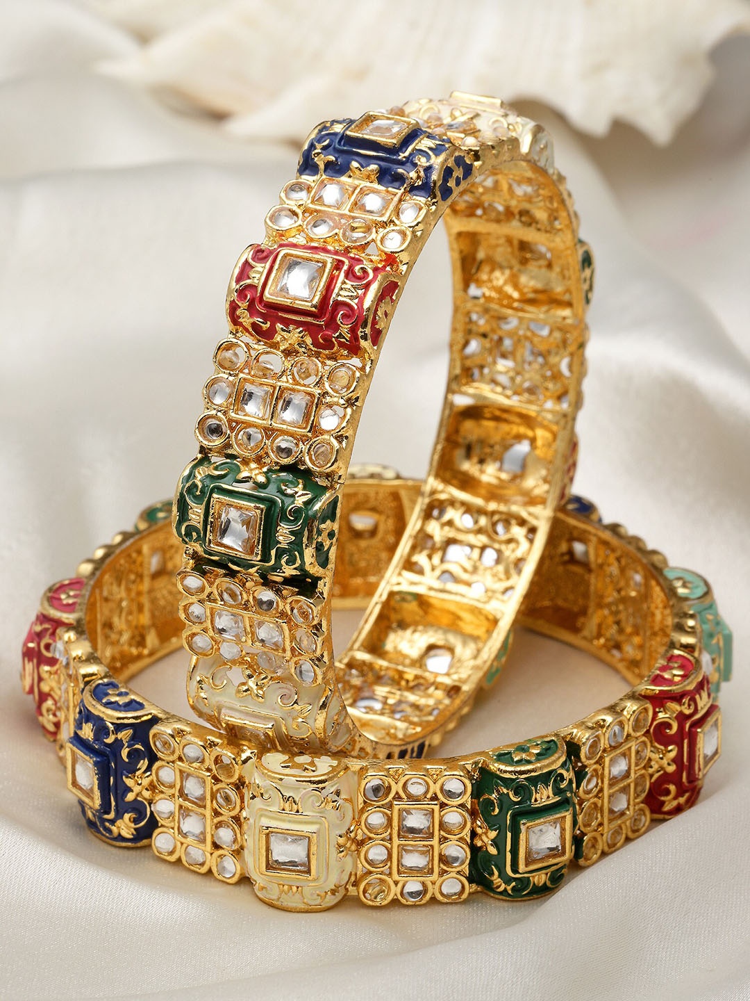 

KARATCART Set Of 2 Gold-Plated Kundan-Studded Bangles