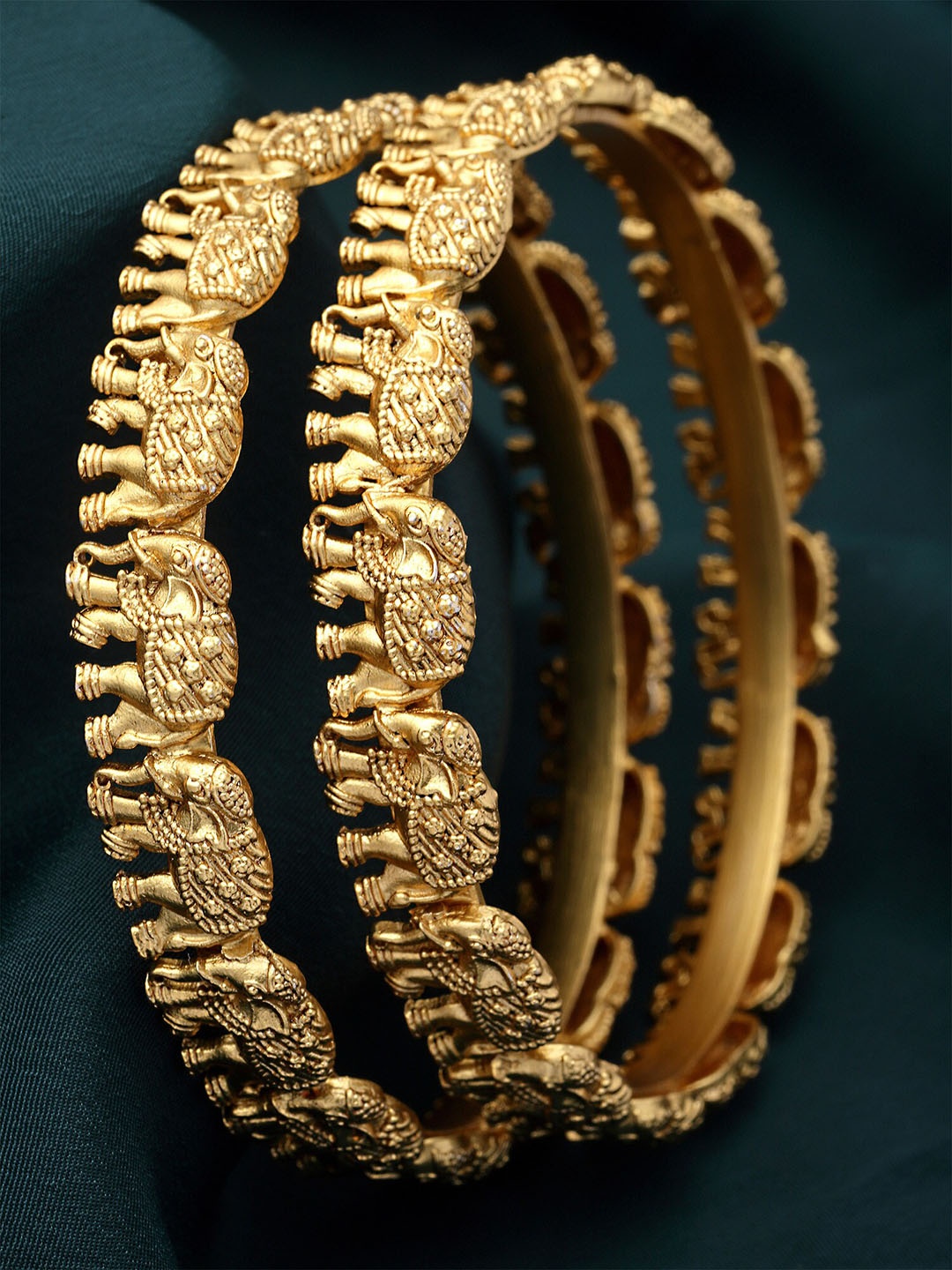 

KARATCART Set Of 2 Gold-Plated Bangles