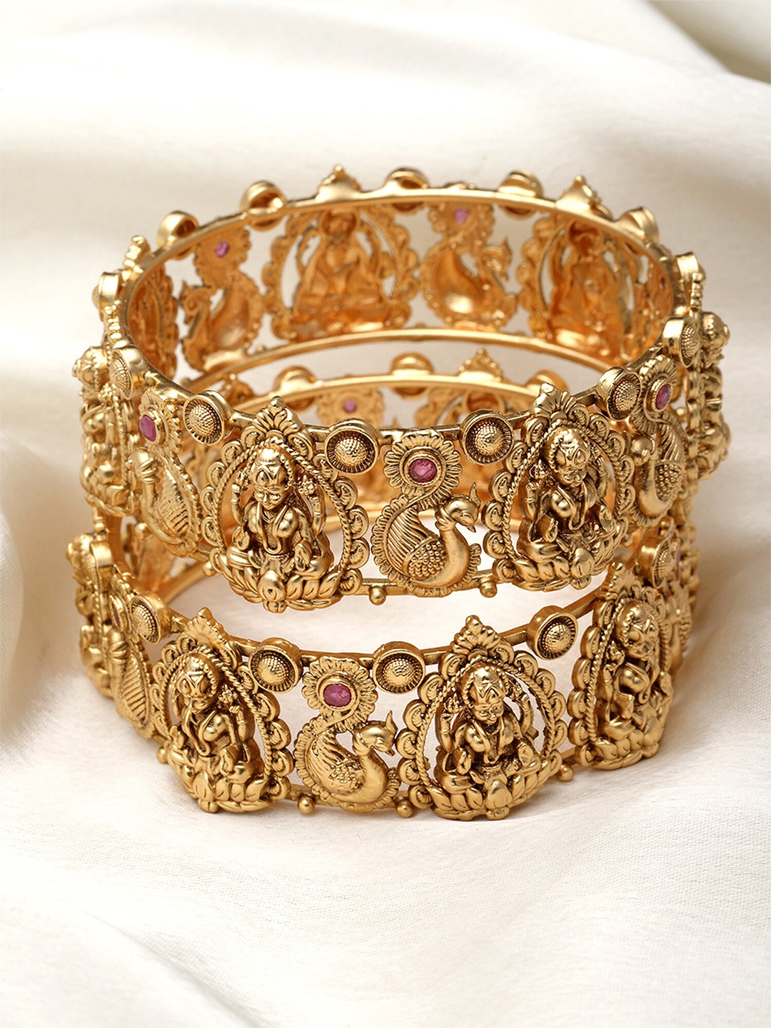 

KARATCART Set Of 2 Gold-Plated Kundan-Studded Bangles