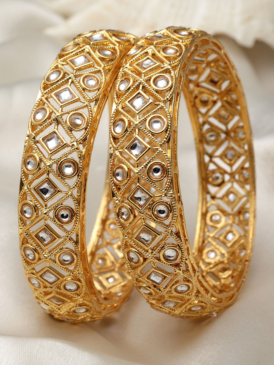 

KARATCART Set Of 2 Gold-Plated Kundan-Studded Bangles