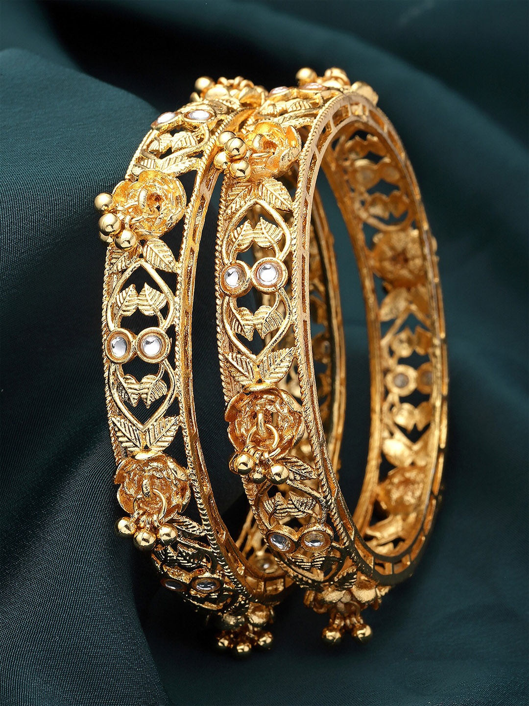 

KARATCART Set Of 2 Gold-Plated Kundan-Studded Bangles