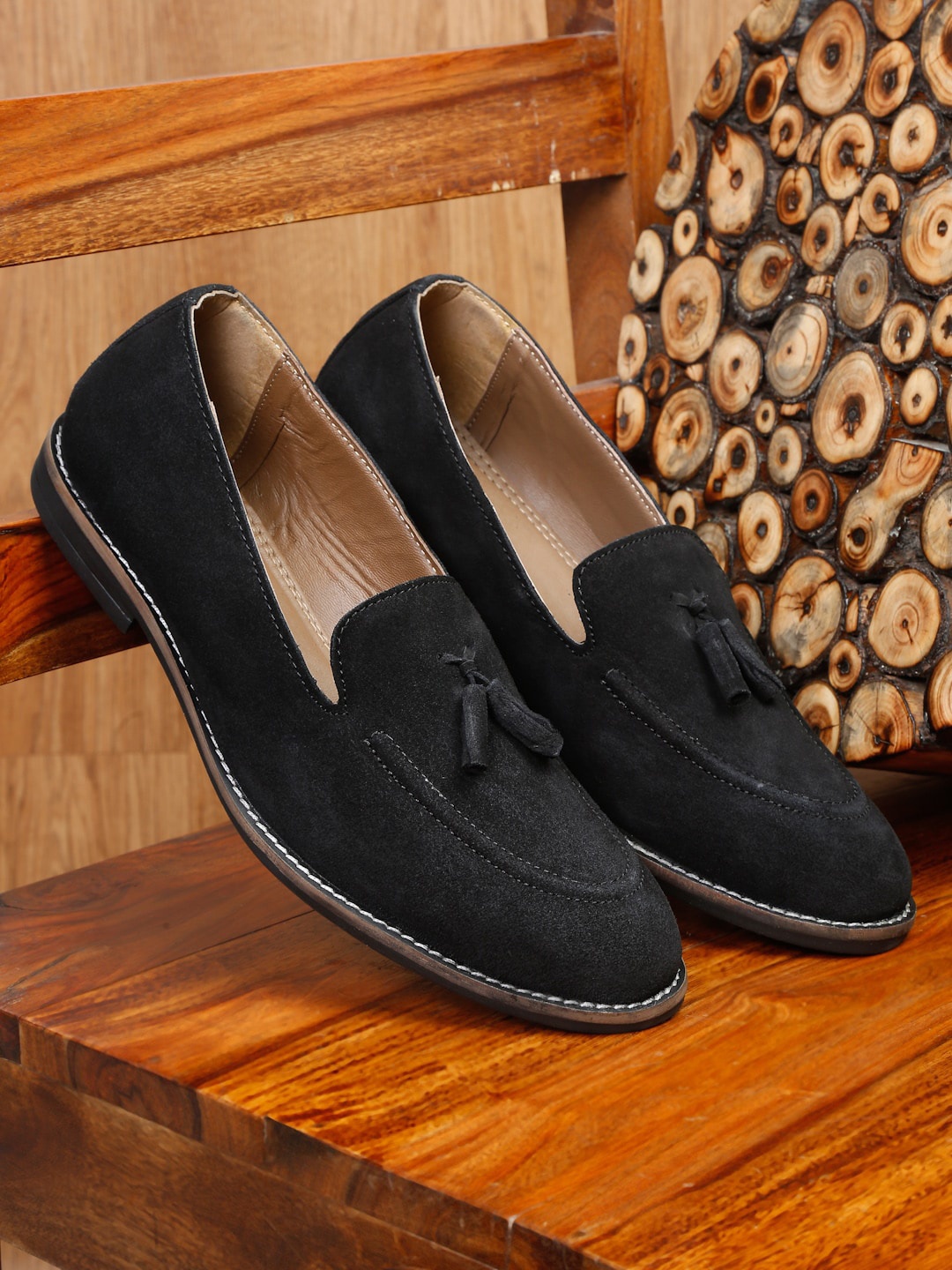 

Teakwood Leathers Men Lightweight Suede Tassel Loafers, Black