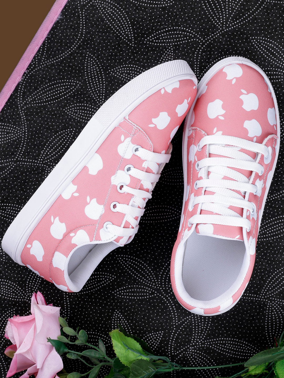 

AROOM Women Printed Sneakers, Peach
