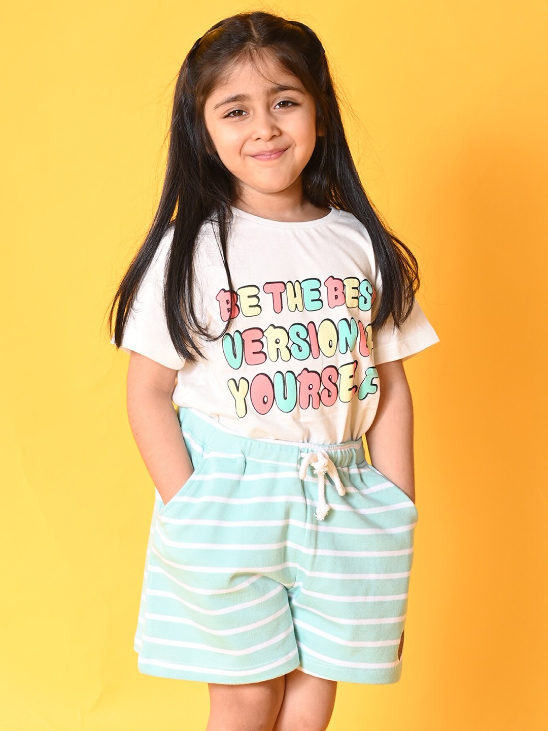 

Anthrilo Girls Printed T-shirt with Shorts, White