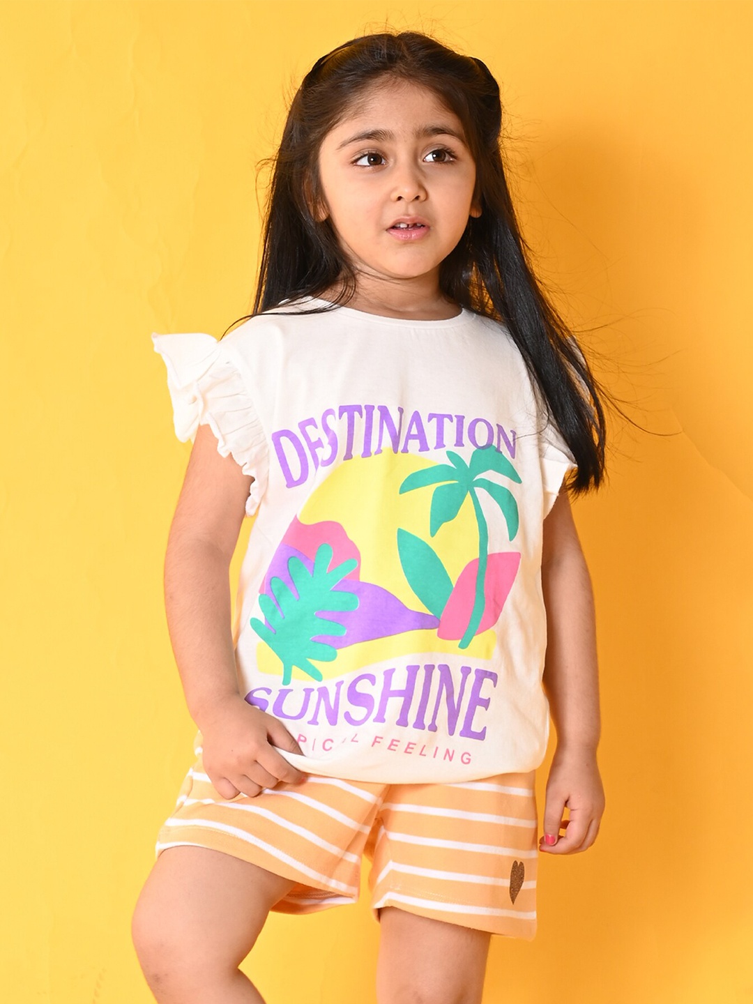 

Anthrilo Girls Printed T-shirt with Shorts, White