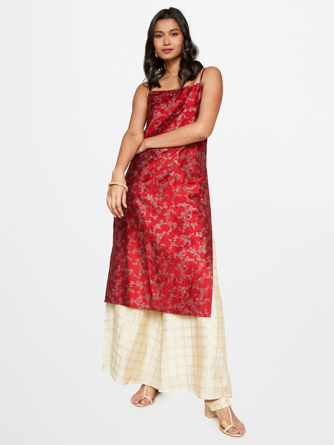 

Global Desi Floral Printed Shoulder Straps Kurta with Palazzos, Red