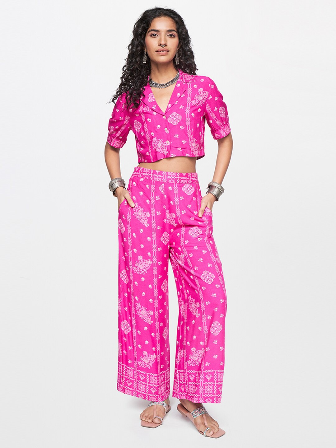 

Global Desi Women Printed Top With Trousers Co-Ords, Pink